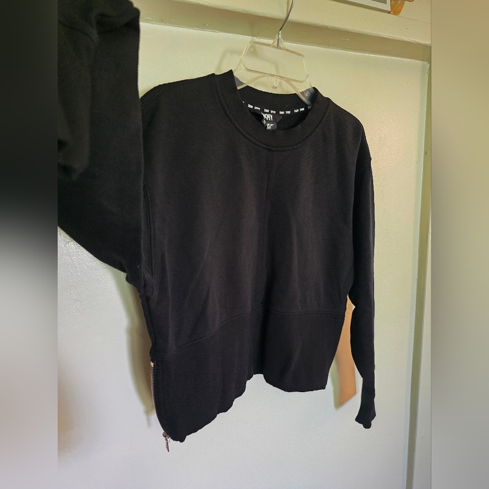 DKNY Sport Black Crewneck Sweatshirt - Picture 5 of 7